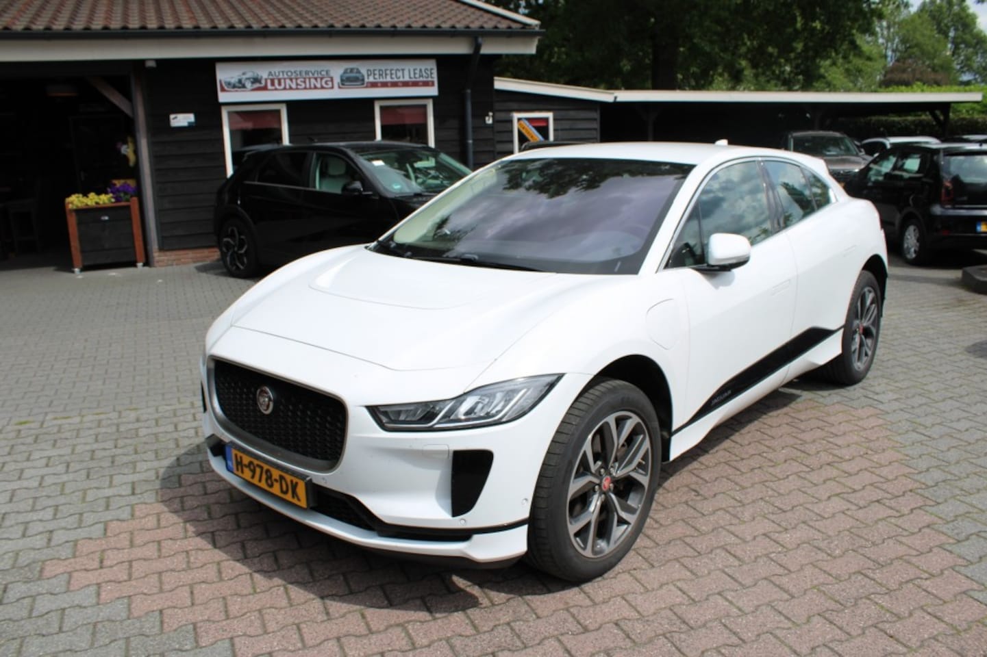 Jaguar I-PACE - EV400 Business Edition S 90KWh - 1ste eigenaar - AutoWereld.nl