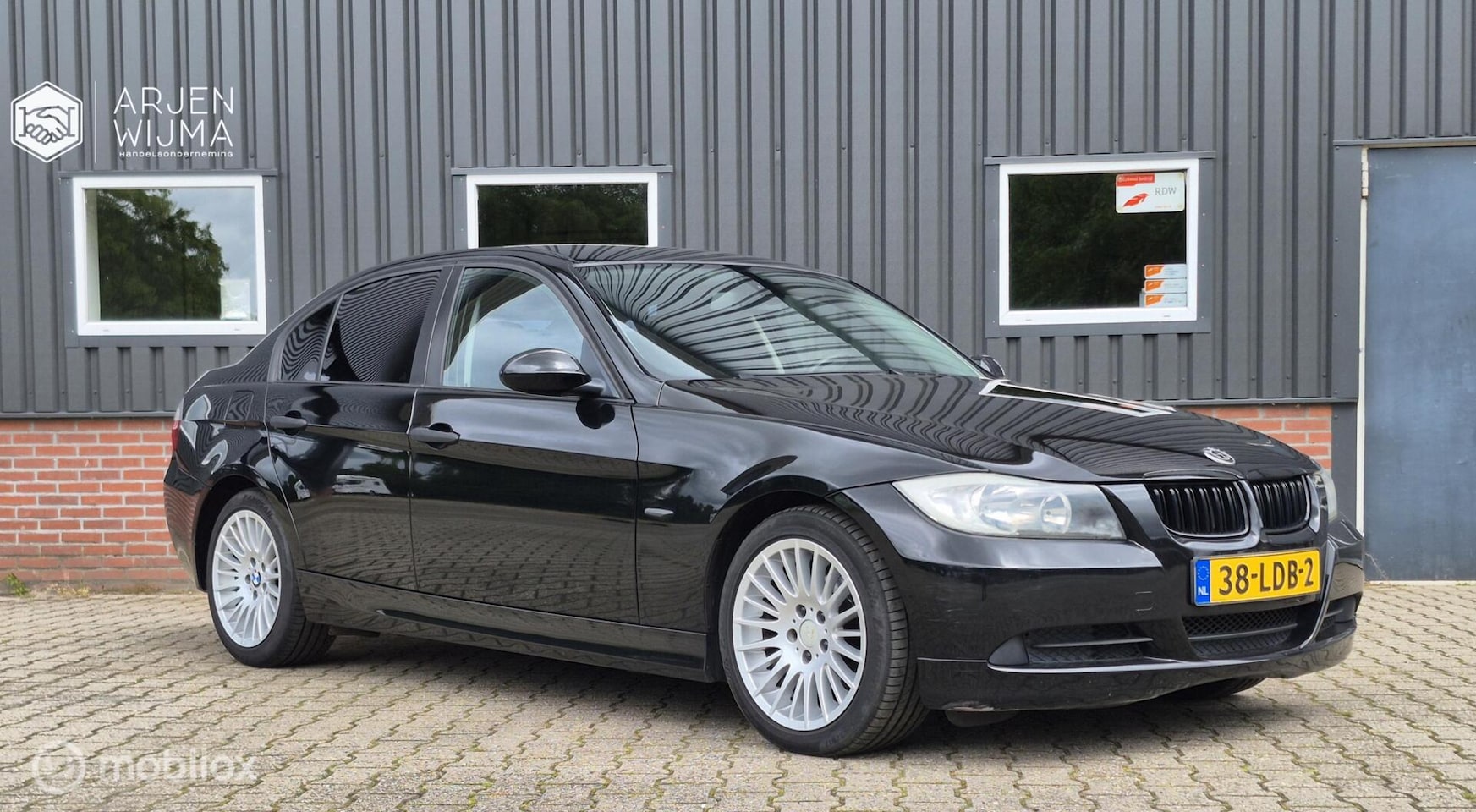 BMW 3-serie - 320i E90 |Carplay| Automaat - AutoWereld.nl