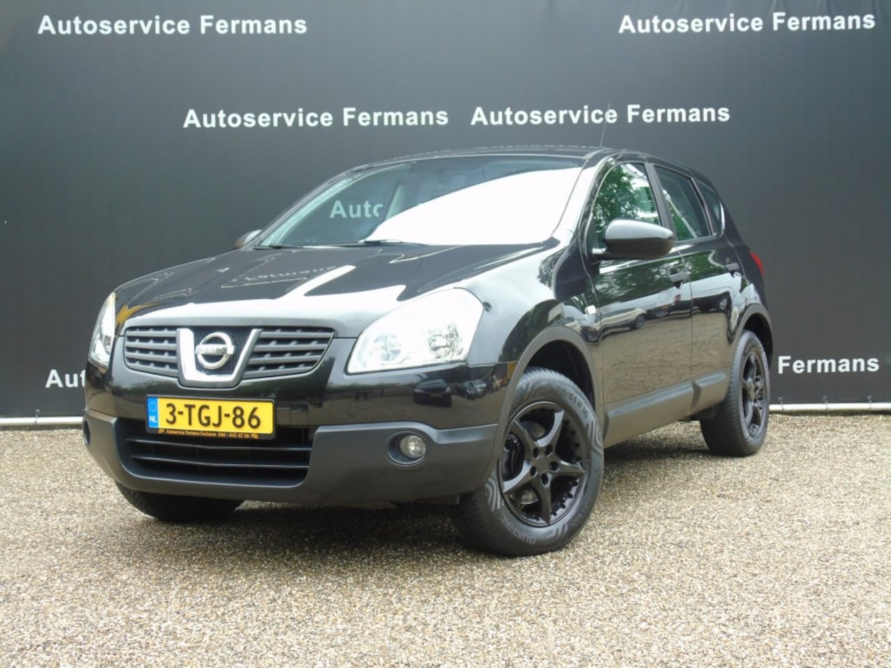 Nissan Qashqai - 1.6i - Airco - Trekhaak - 2010 - All season banden - AutoWereld.nl