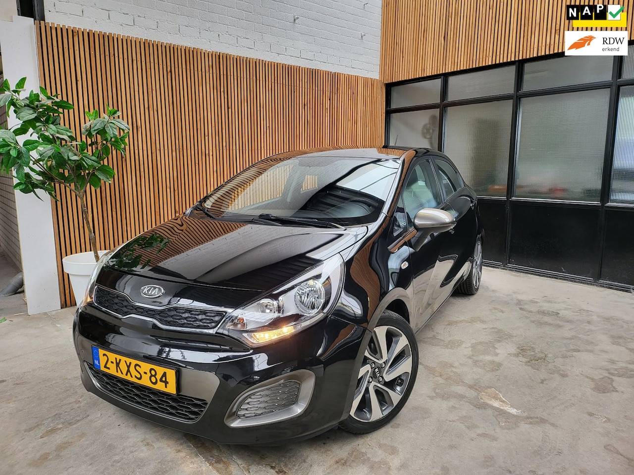 Kia Rio - 1.2 CVVT Comfort Pack 1.2 CVVT Comfort Pack - AutoWereld.nl