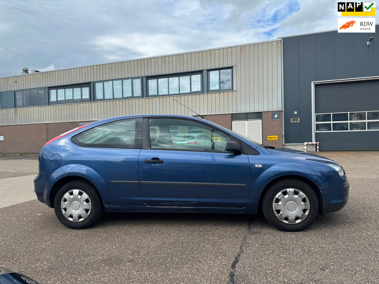 Ford Focus - 1.6-16V Trend Automaat! Nap - AutoWereld.nl