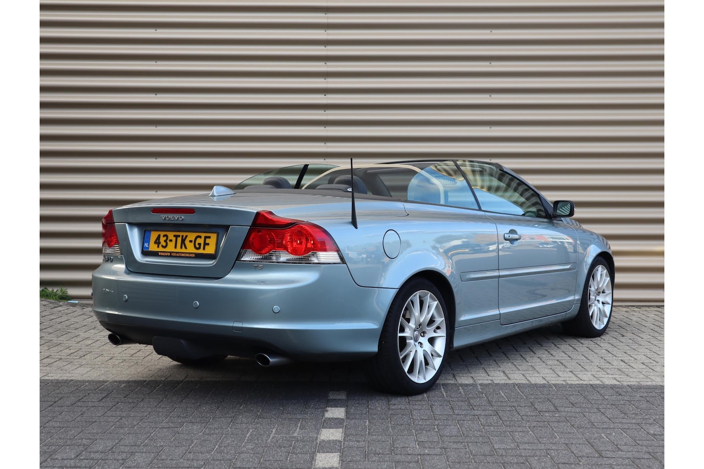 Volvo C70 Convertible - 2.5 T5 Summum NL-auto Geartronic Dynaudio - AutoWereld.nl