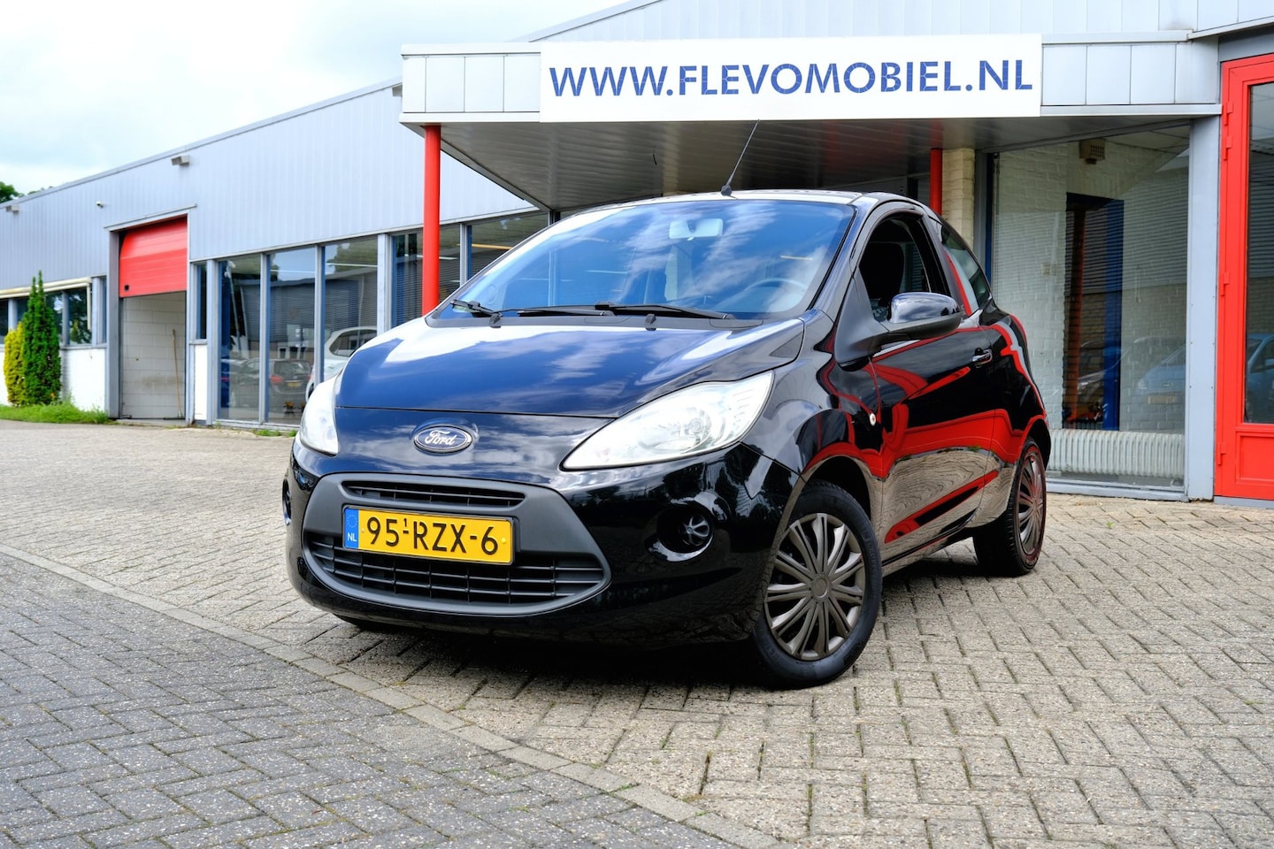 Ford Ka - 1.2 Cool & Sound start/stop Airco - AutoWereld.nl