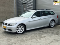 BMW 3-serie Touring - 325i High Executive