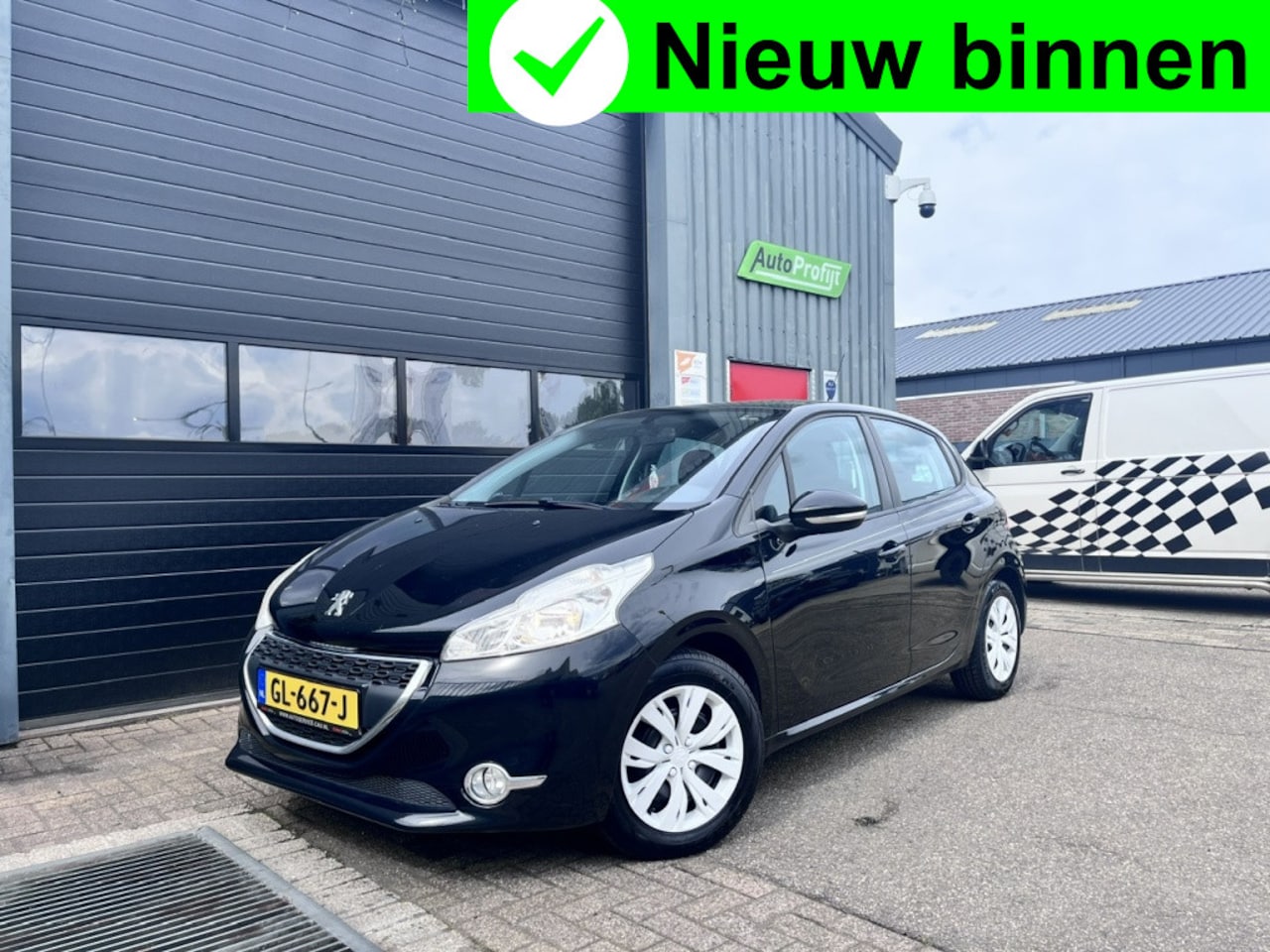 Peugeot 208 - 1.2 Allure 4seiz|Airco|Cruise|PDC - AutoWereld.nl