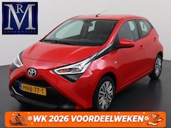 Toyota Aygo - 1.0 VVT-i x-play VAN: 15.900, - VOOR: 13.877, - UW WKVOORDEEL: 2.023, - | AUTOMAAT | APPLE