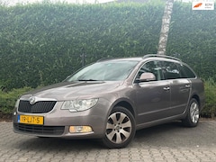 Skoda Superb Combi - 1.4 TSI Comfort Navigatie/Climate/Trekhaak *EXPORT KOOPJE