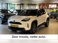 Toyota Yaris Cross - 1.5 Hybrid, carplay, keyless, 2tone