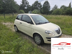Lancia Y(psilon) - Ypsilon 1.2