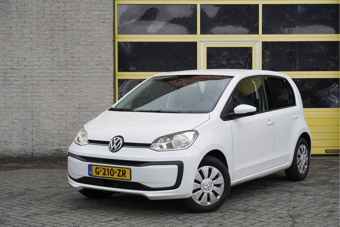 Volkswagen Up! - 1.0 BMT Move Up! BJ2020 Led dagrijverlichting | Audio installatie | Airco | Getint glas - AutoWereld.nl