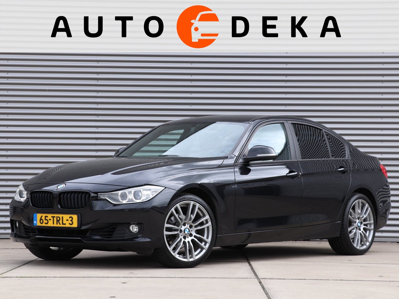 BMW 3-serie - 320i High Executive Automaat *Sportstoelen*Groot Navi* - AutoWereld.nl