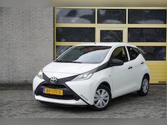 Toyota Aygo - 1.0 VVT-i 5drs X-Fun BJ2018 Led dagrijverlichting | Audio installatie | Airco | Stuurbekra