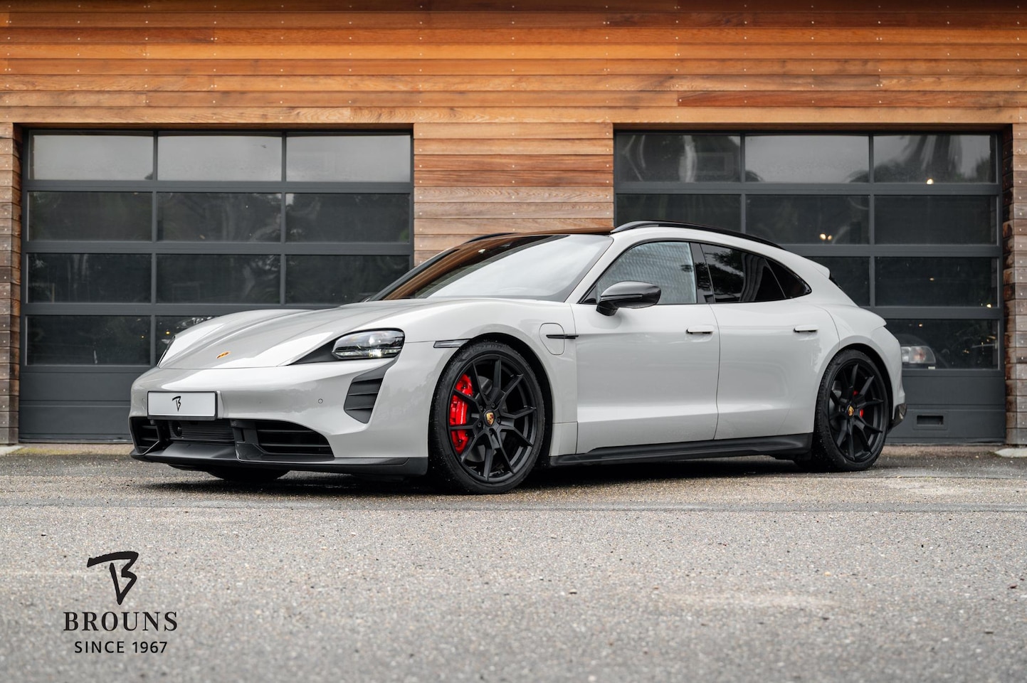 Porsche Taycan Sport Turismo - GTS 93 kWh CarbonExt|Inno|360|HUD|PassDispl|AchterasBest|Approved - AutoWereld.nl