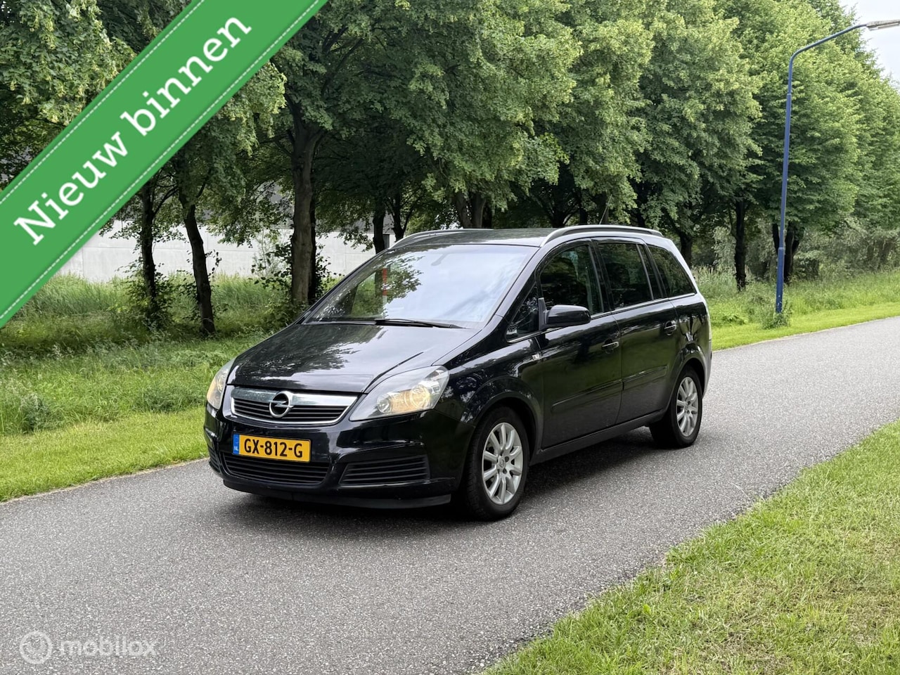 Opel Zafira - 1.8 Essentia*7 PERS*NEW APK*CRUISE*PARKEERSENSOR - AutoWereld.nl