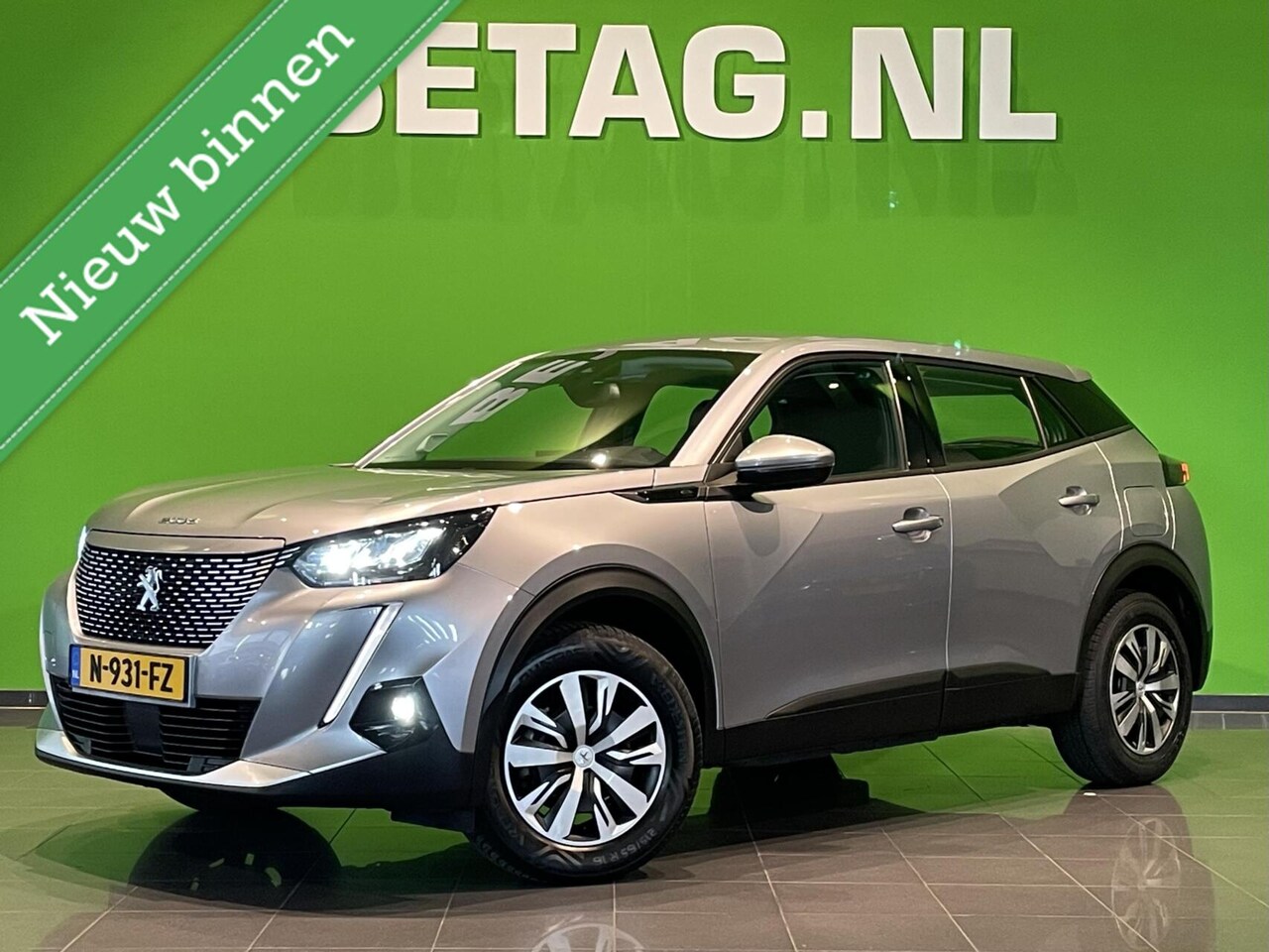 Peugeot e-2008 - EV Blue Lease Active 50 kWh | Camera | Climate | - AutoWereld.nl