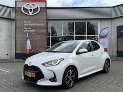 Toyota Yaris - HYBRID 115 FIRST EDITION AFN-TREKHAAK KEYLESS NAVI CAMERA PRIVACY GLASS ALL-SEASON AD-CRUI