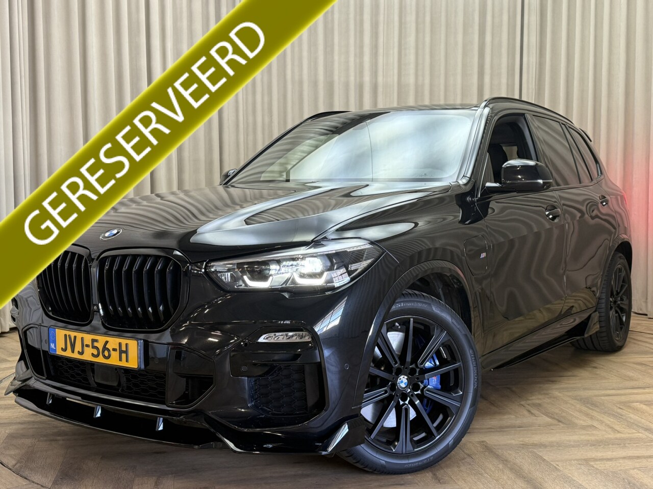 BMW X5 - xDrive45e 395PK ///M-Sport / BLACK EDITION / Harman Kardon / HUD / Memory / Keyless / Adap - AutoWereld.nl