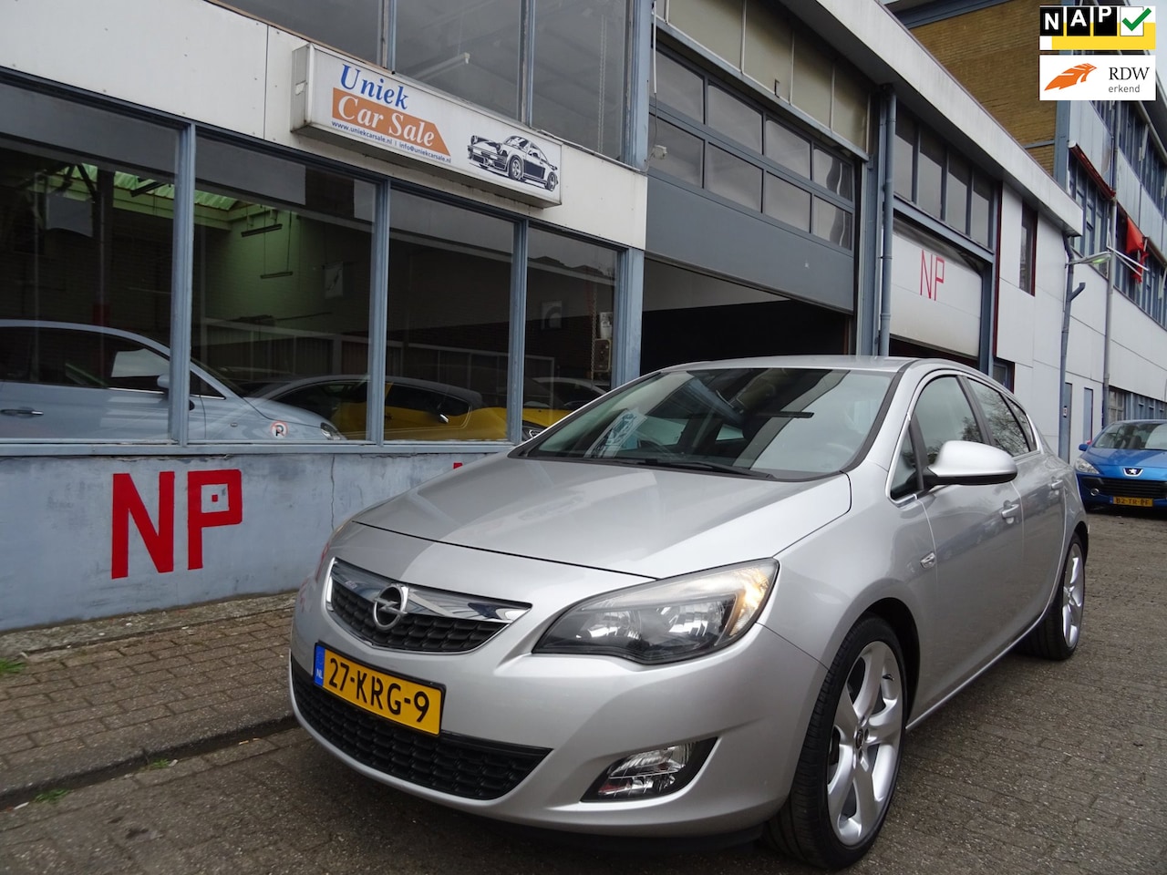 Opel Astra - 1.6 Sport 1.6 Sport - AutoWereld.nl