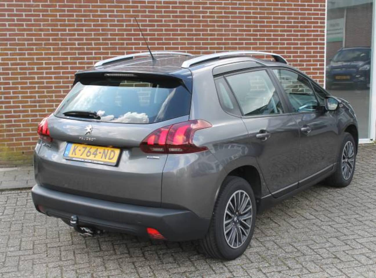 Peugeot 2008 - 1.2 PureTech Active 1.2 PureTech 110pk Active