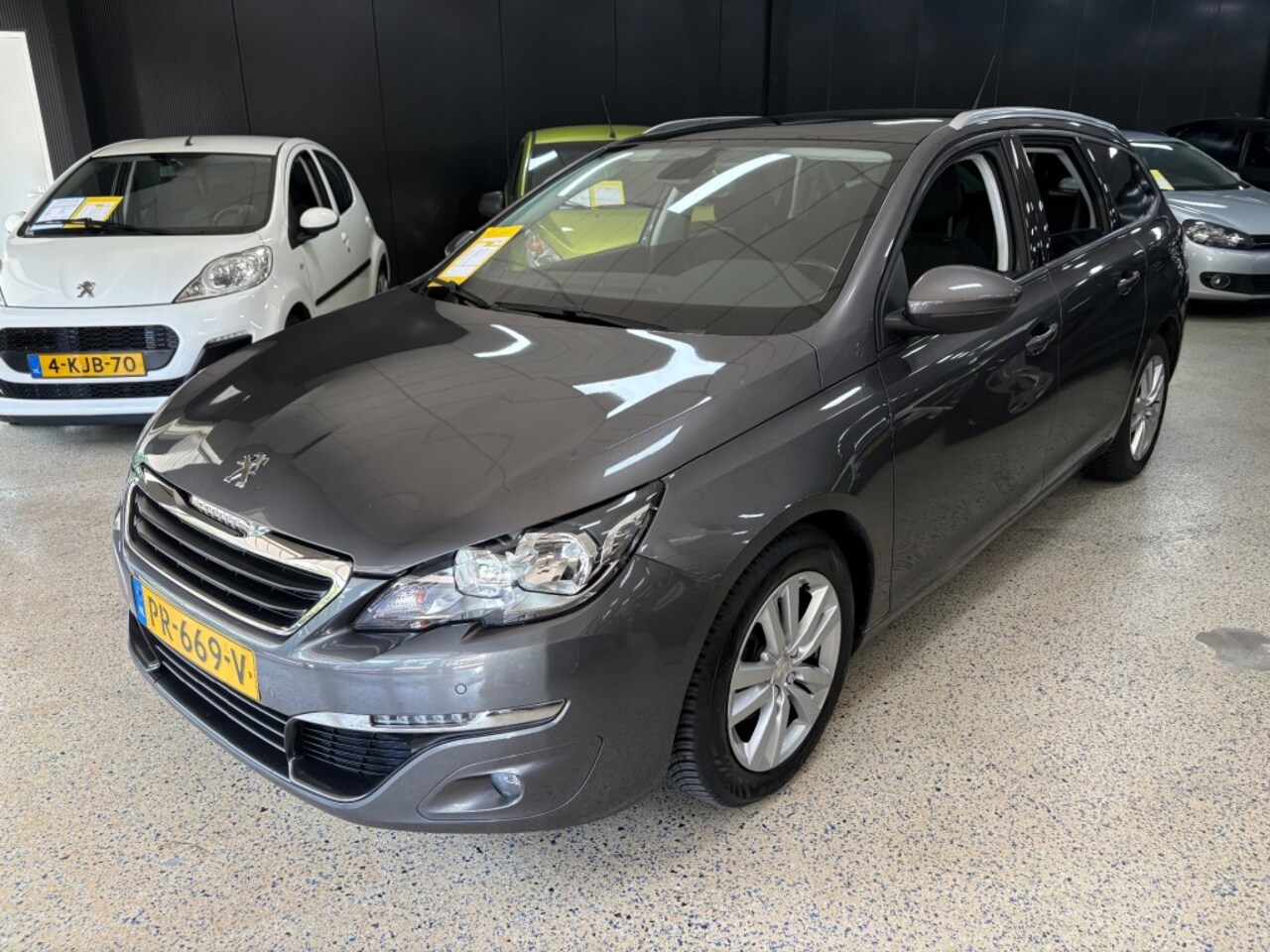 Peugeot 308 - SW 1.2 Navigatie Cruise Panorama Dak 117dkm NAP! - AutoWereld.nl
