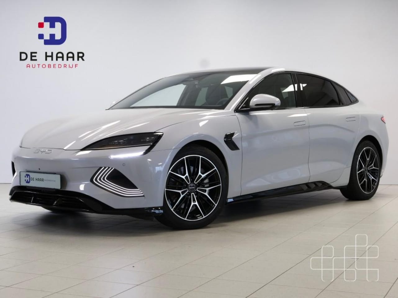 BYD Seal - Design RWD 82.5 kWh - Pano - Stoelverkoeling - DynAudio - AutoWereld.nl