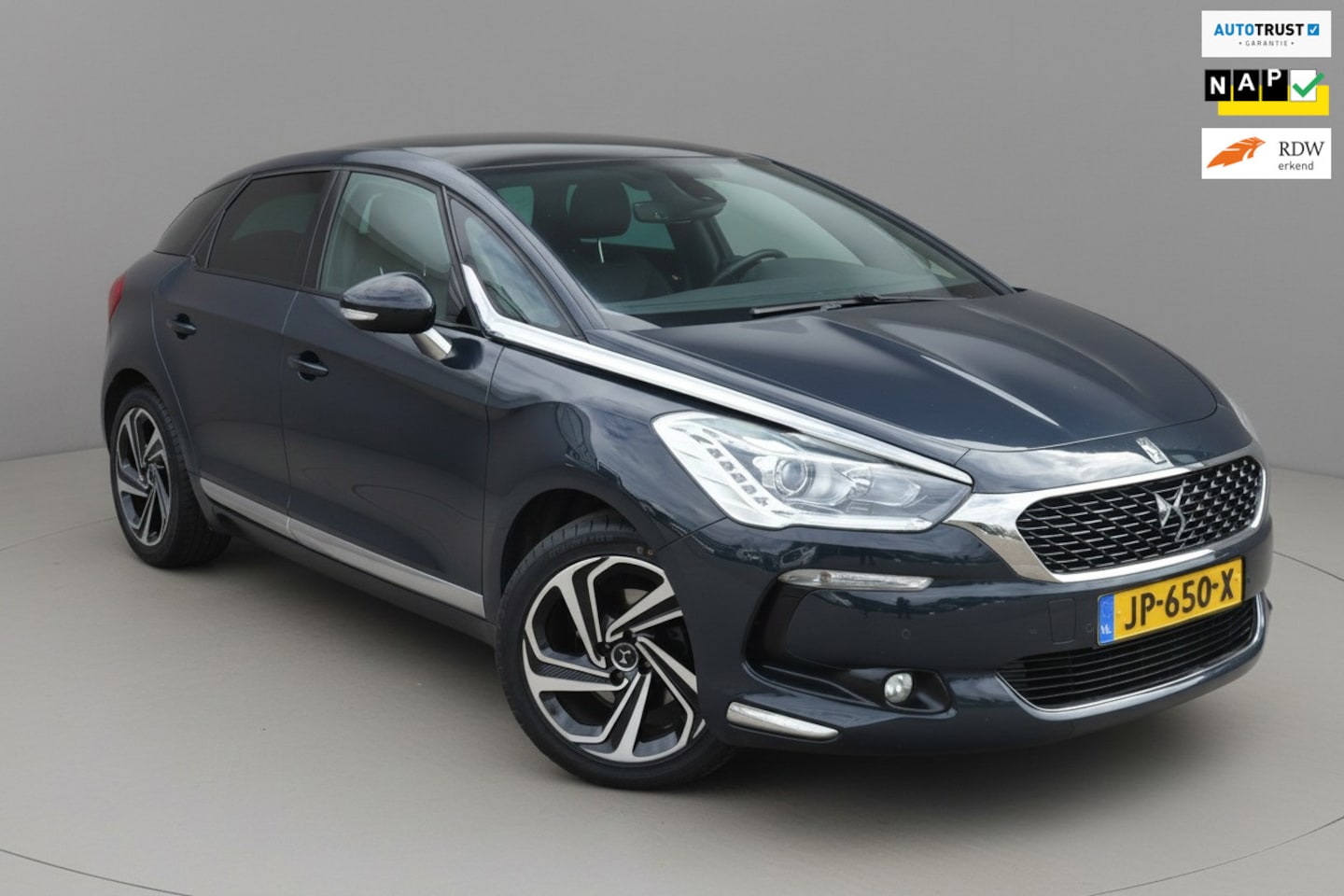 DS 5 - Automaat|Panorama|Camera|Alcantara|HUD - AutoWereld.nl