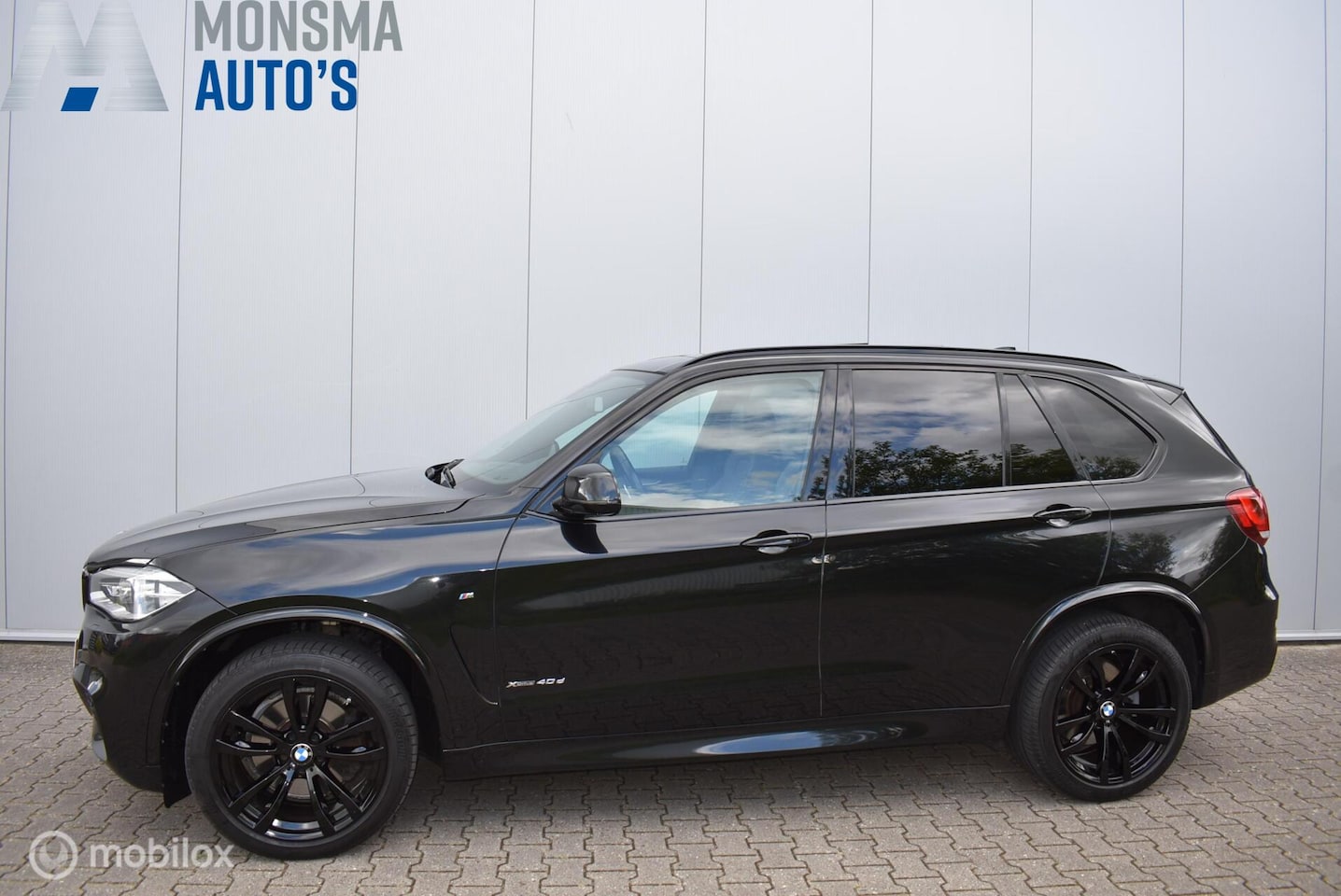 BMW X5 - xDrive40d M-Sport Sapphirschwarz Pano Nappa 360° HUD Elek. trekhaak HiFi 20" LMV Etc. - AutoWereld.nl