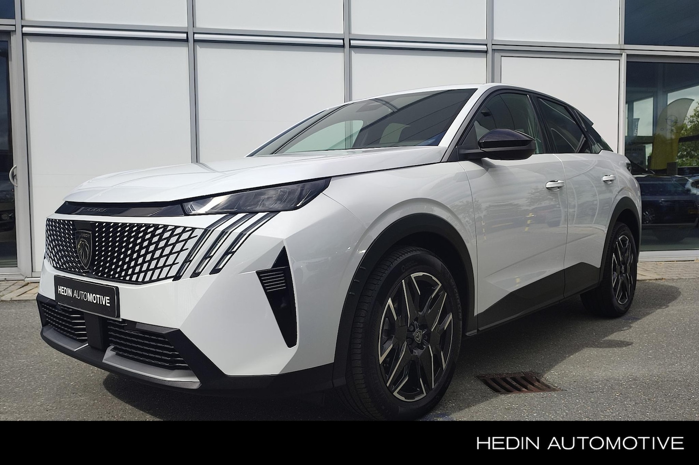 Peugeot 3008 - Hybrid 145PK Allure | Camera | Carplay / Android Auto | Parkeersensoren | Cruise control | - AutoWereld.nl