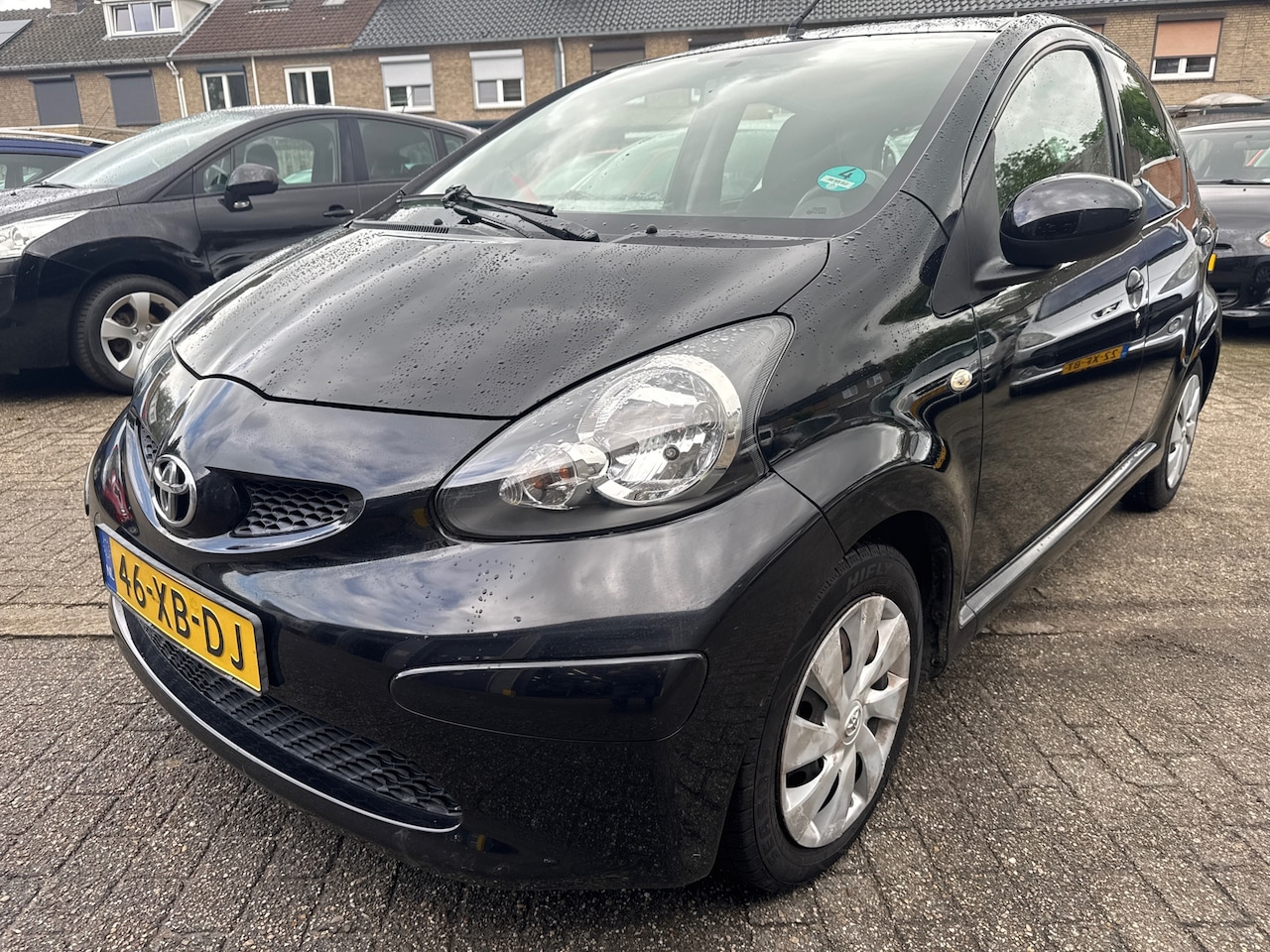 Toyota Aygo - 1.0-12V + AUTOMAAT 5 DEURS - AutoWereld.nl