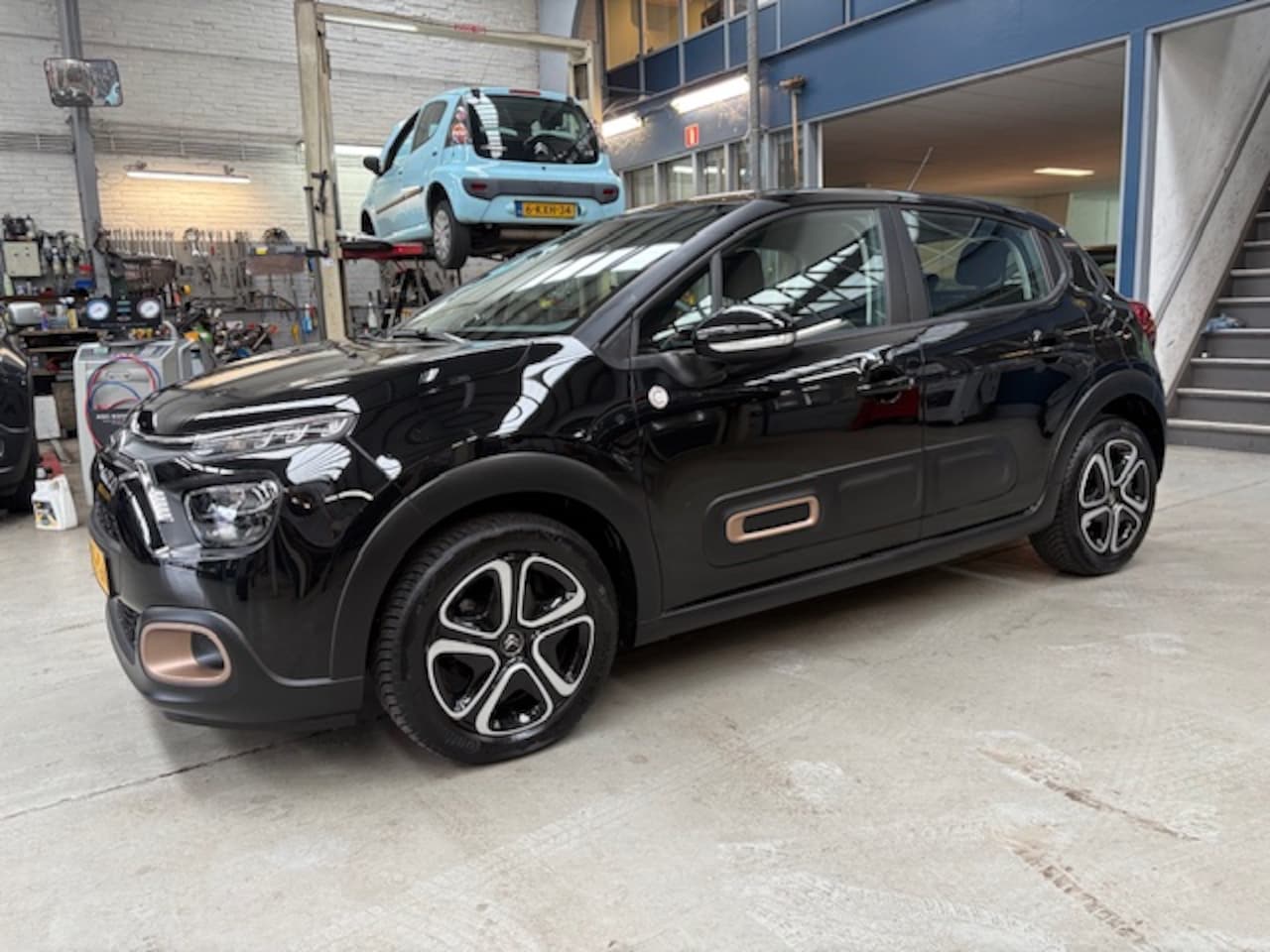 Citroën C3 - 1.2 PureTech 83pk C-Series | Apple carplay / Android auto | Navigatie | Cruise control | A - AutoWereld.nl