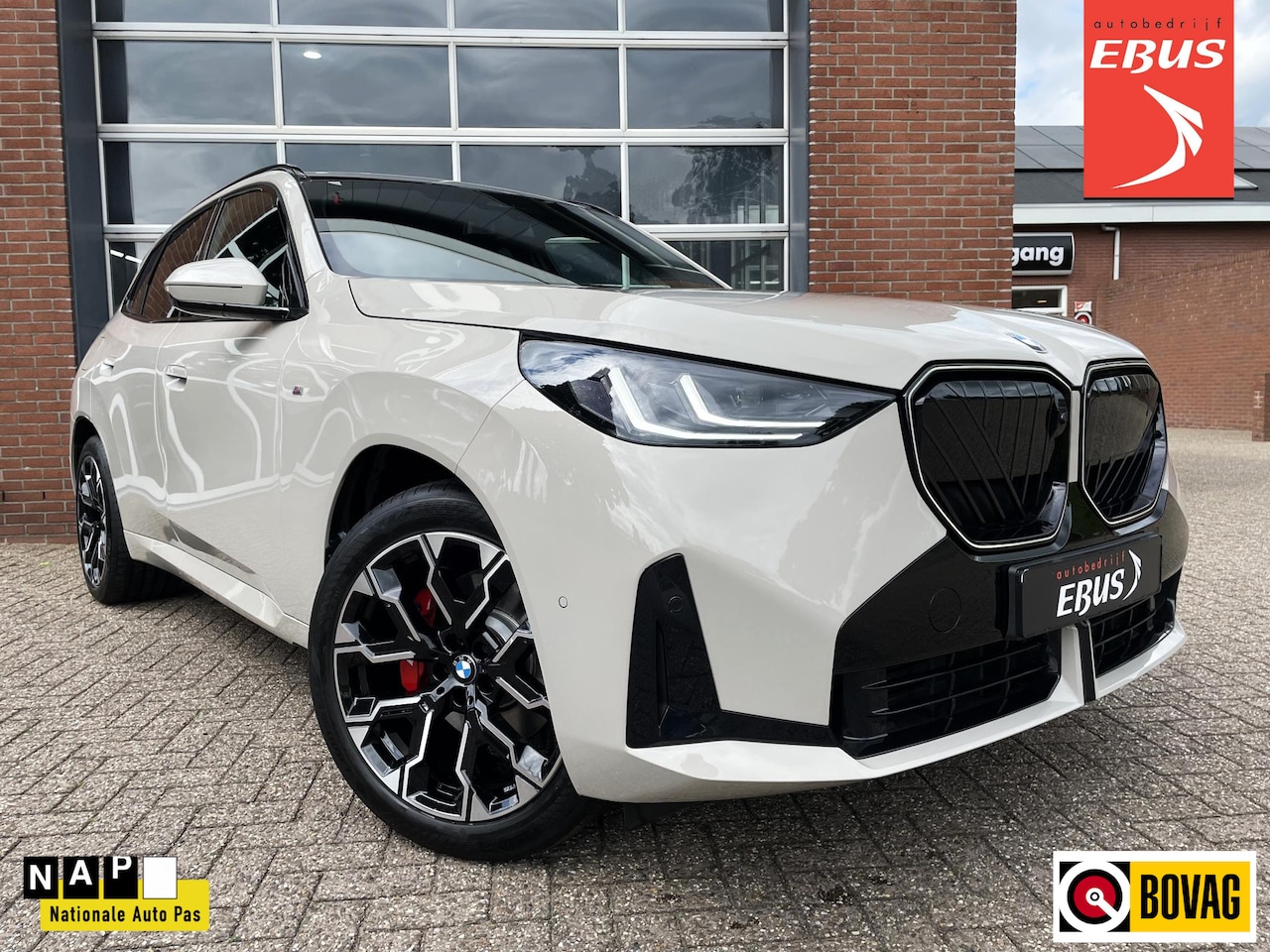 BMW X3 - 30e xDrive M-Sport Pro / Trekhaak / Pano / Stoelventilatie / ACC - AutoWereld.nl