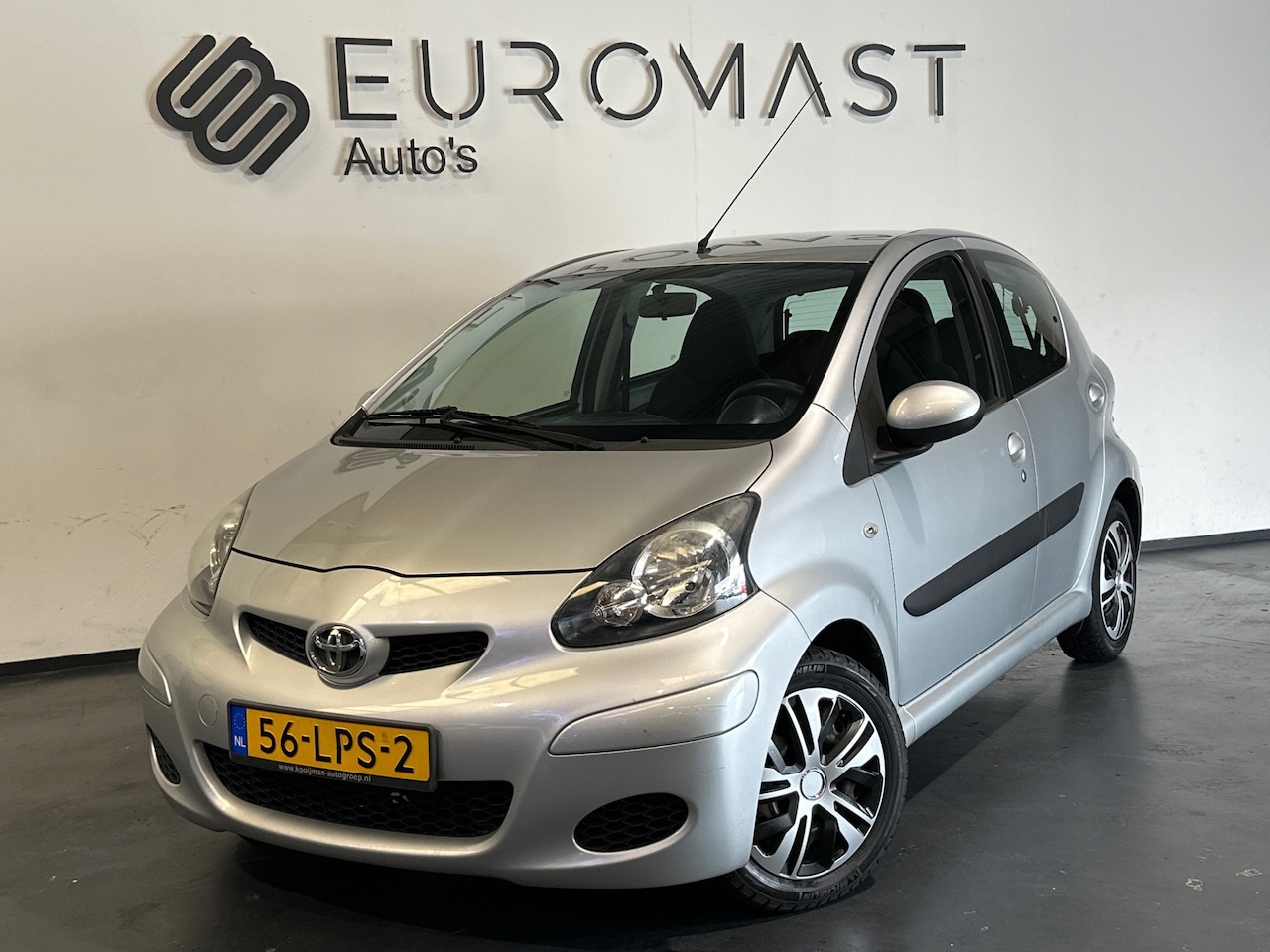 Toyota Aygo - 1.0-12V Comfort Carplay Automaat Airco Elektrische Ramen Nieuwe Apk - AutoWereld.nl