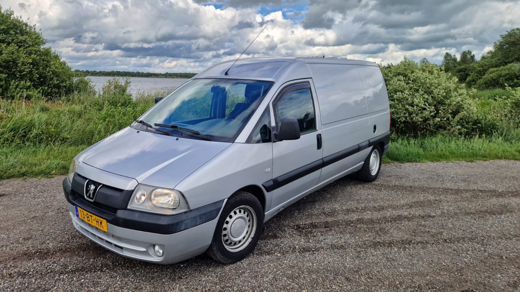 Peugeot Expert - 230L 2.0 HDI Avantage Camper, grijskenteken - AutoWereld.nl