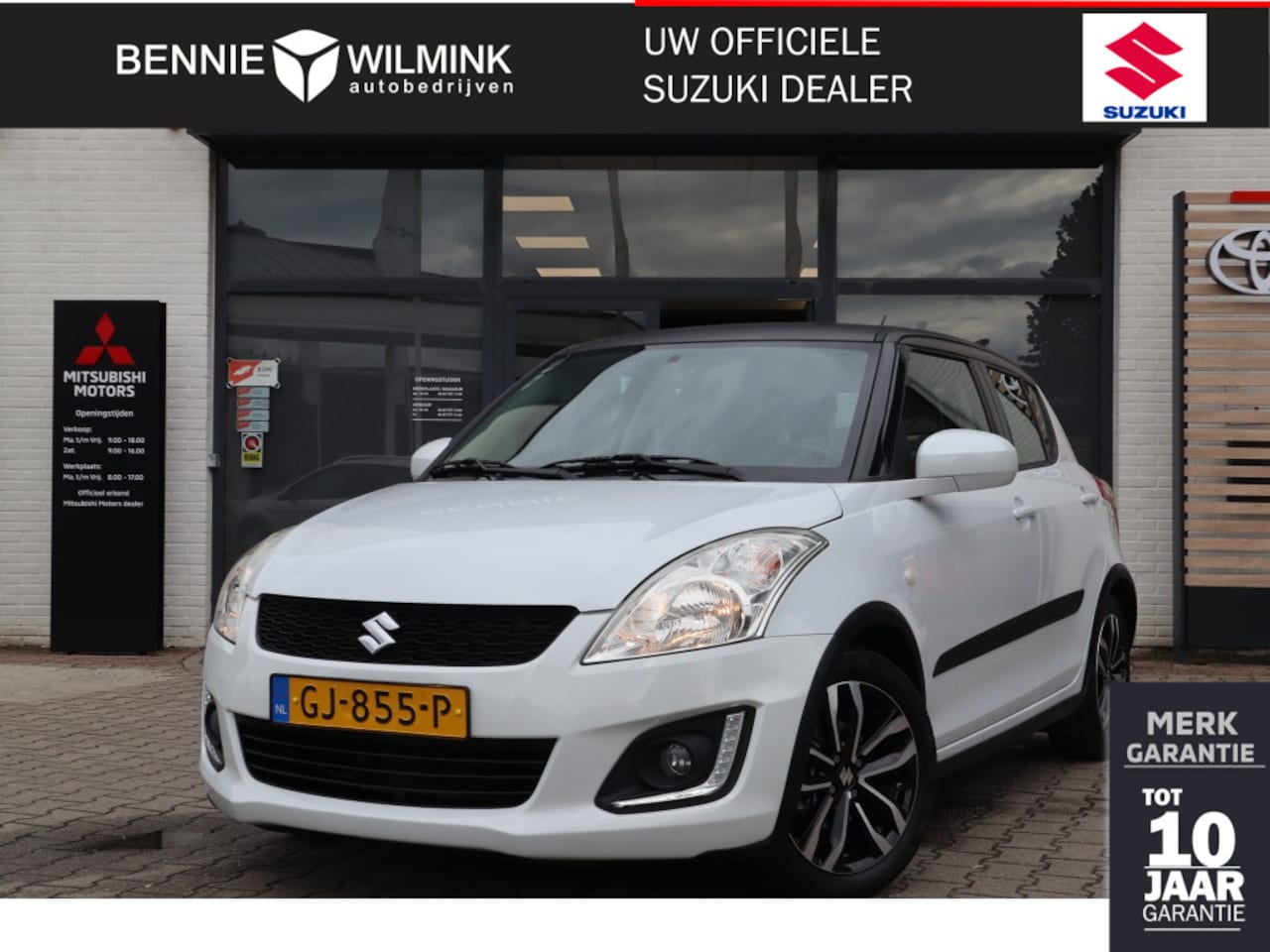 Suzuki Swift - 1.2 Dynamic Trekhaak | Camera | Carplay | Cruise - AutoWereld.nl