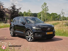 Volvo XC40 - Recharge P8 AWD R-Design | SOH 91% | Trekhaak | Parkeersensoren | Apple Carplay | Cruise C