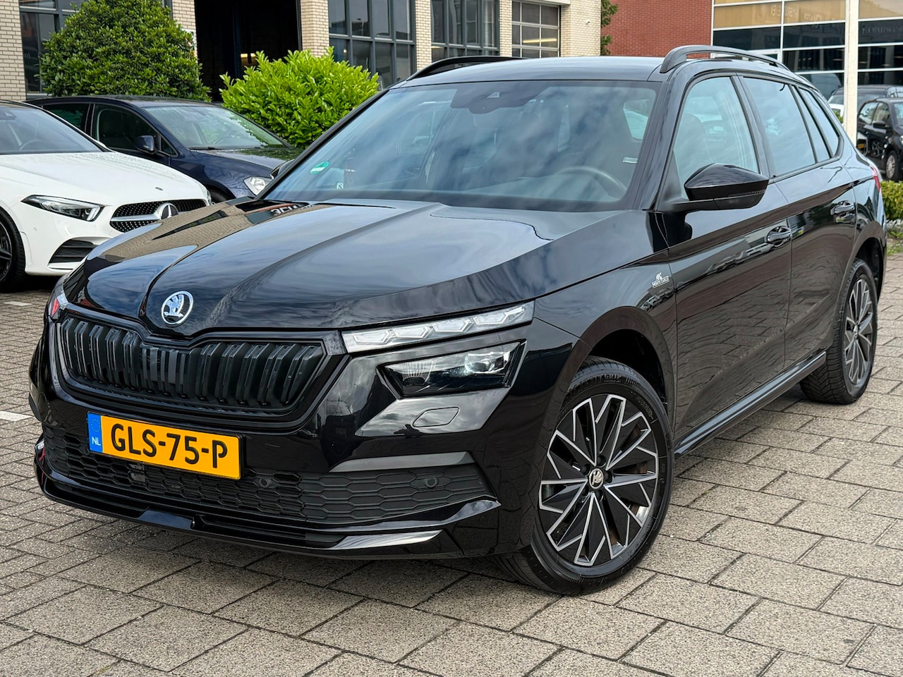 Skoda Kamiq - 1.0 TSI Monte Carlo ACC l DSG l PANO l CARPLAY - AutoWereld.nl