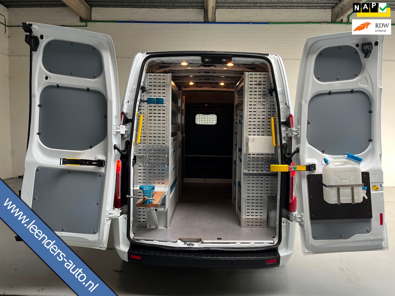 Ford Transit Custom - SERVICEWAGEN LANG/ HOOG 320 2.0 TDCI EURO6 L2H2 TREND, SORTIMO INRICHTING ,V230 OMVORMER, - AutoWereld.nl