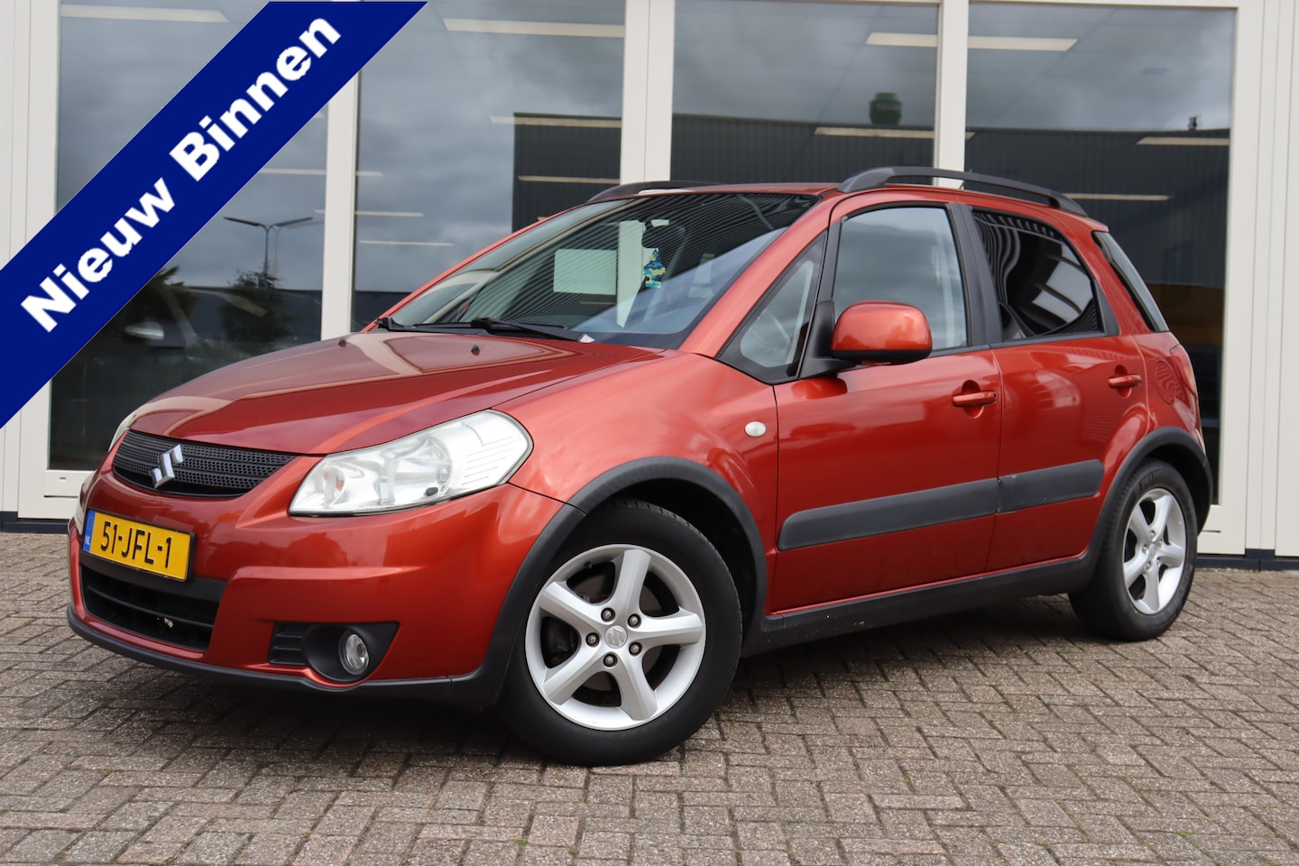 Suzuki SX4 - 1.6 Shogun 1.6 Shogun, Airco, Trekhaak, Prijs is Rijklaar - AutoWereld.nl