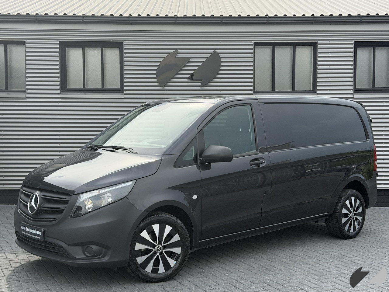 Mercedes-Benz Vito - 114 CDI Lang |Carplay|Trekhaak|ACC| - AutoWereld.nl