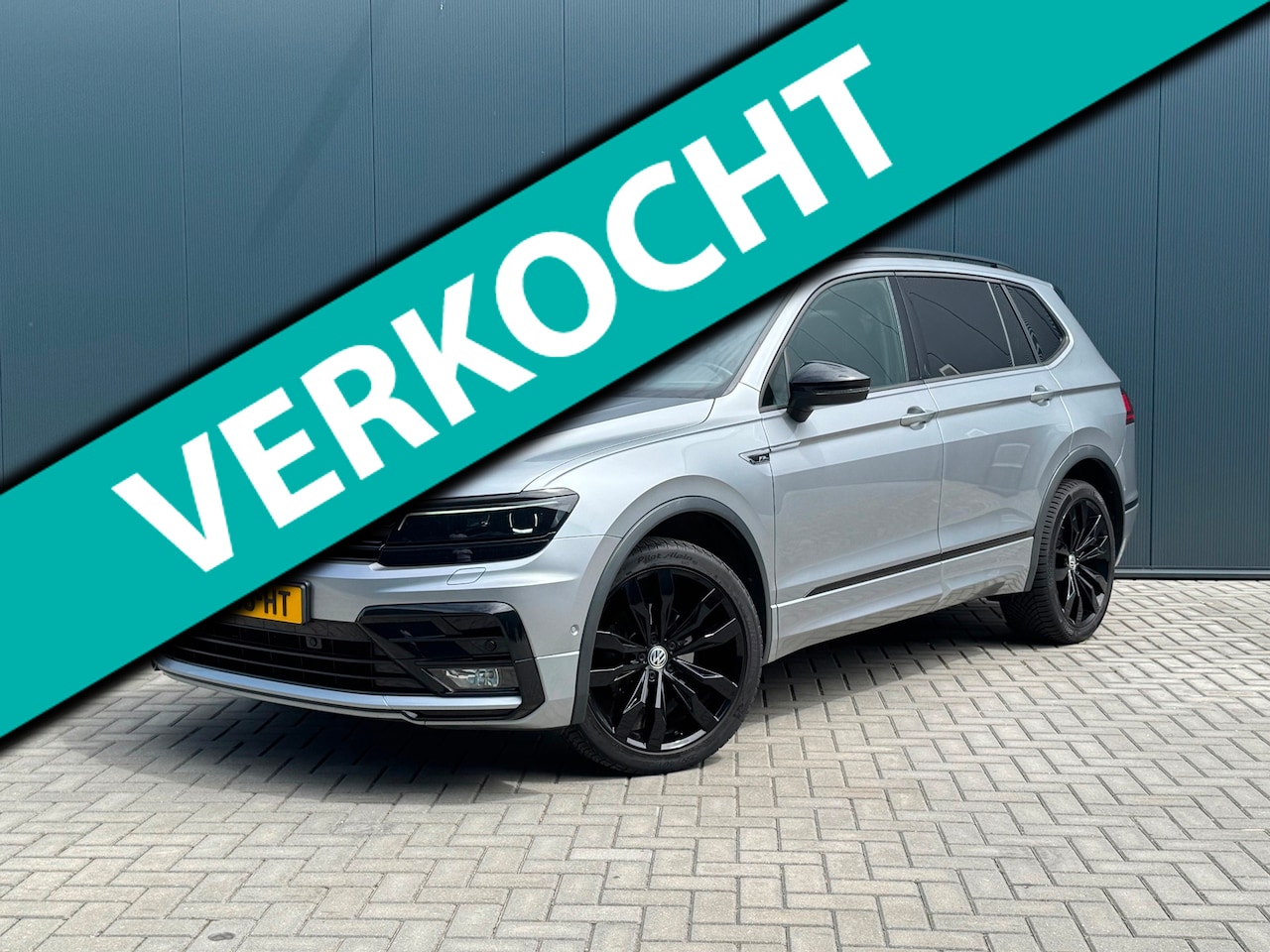 Volkswagen Tiguan Allspace - 1.5 TSI Business R-Line 7p. / LEER / PANO / LEER / NAP - AutoWereld.nl