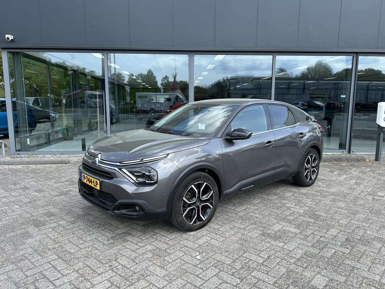 Citroën Ë-C4 - Shine 50 kWh - AutoWereld.nl
