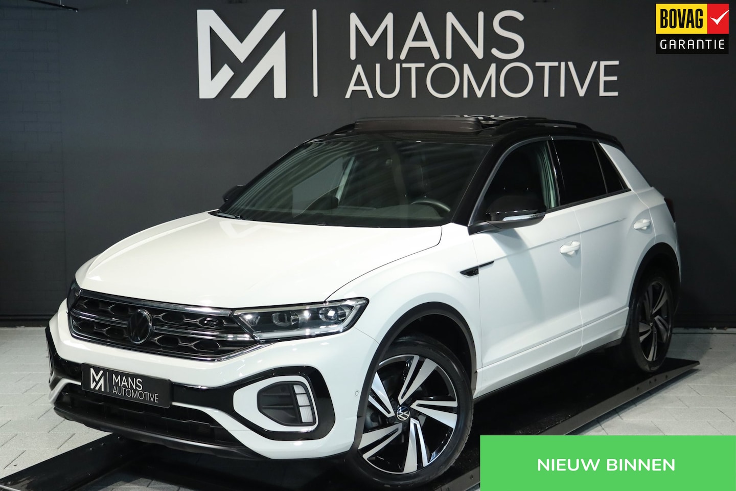 Volkswagen T-Roc - 1.5 TSI 3x R-Line / PANO / ACC / VIRTUAL / CAMERA / KEYLESS / STUUR+STOELVERW - AutoWereld.nl