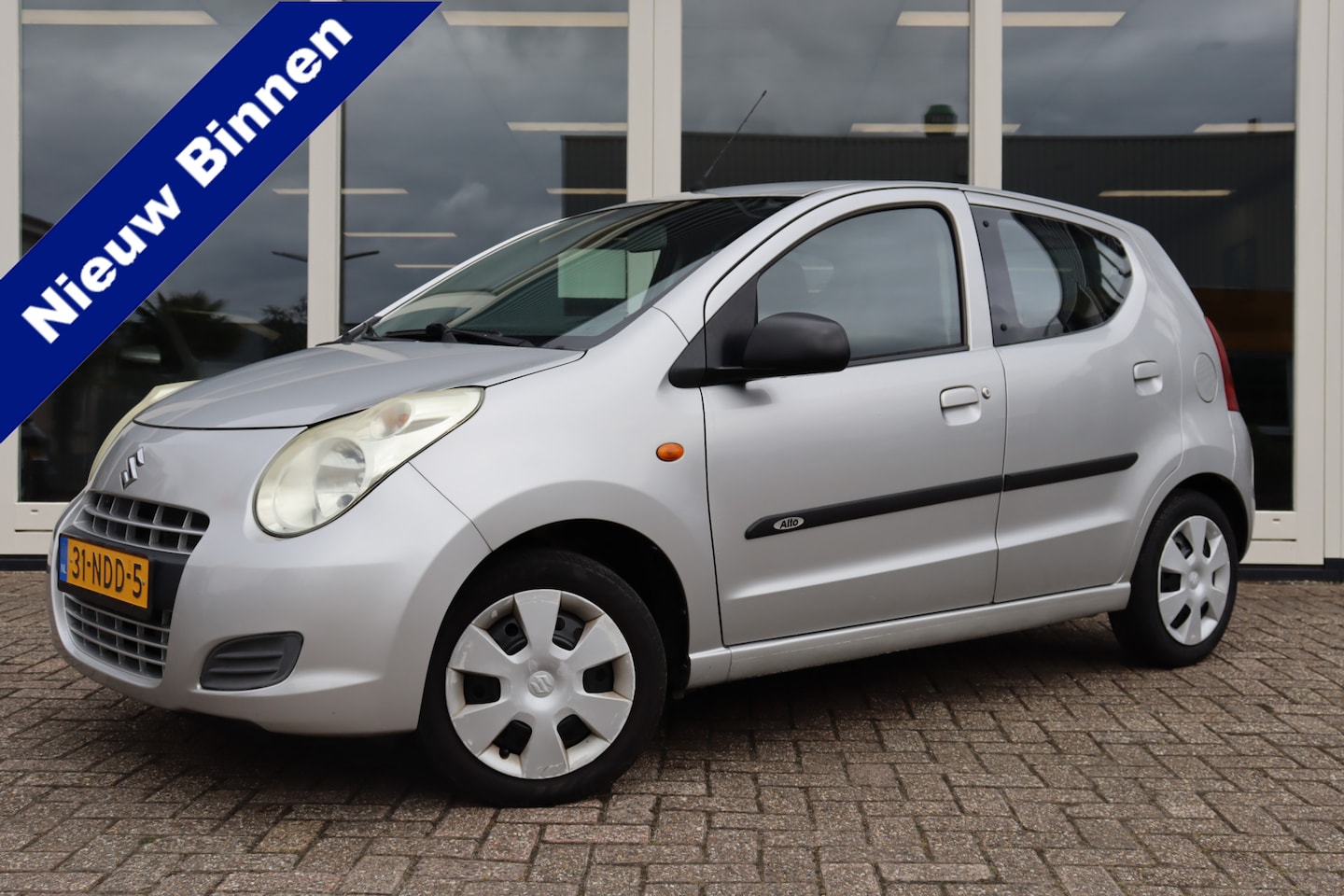 Suzuki Alto - 1.0 Comfort Plus 1.0 Comfort Plus, Airco, NAP, Prijs is Rijklaar Inclusief Nieuwe APK & Beurt - AutoWereld.nl
