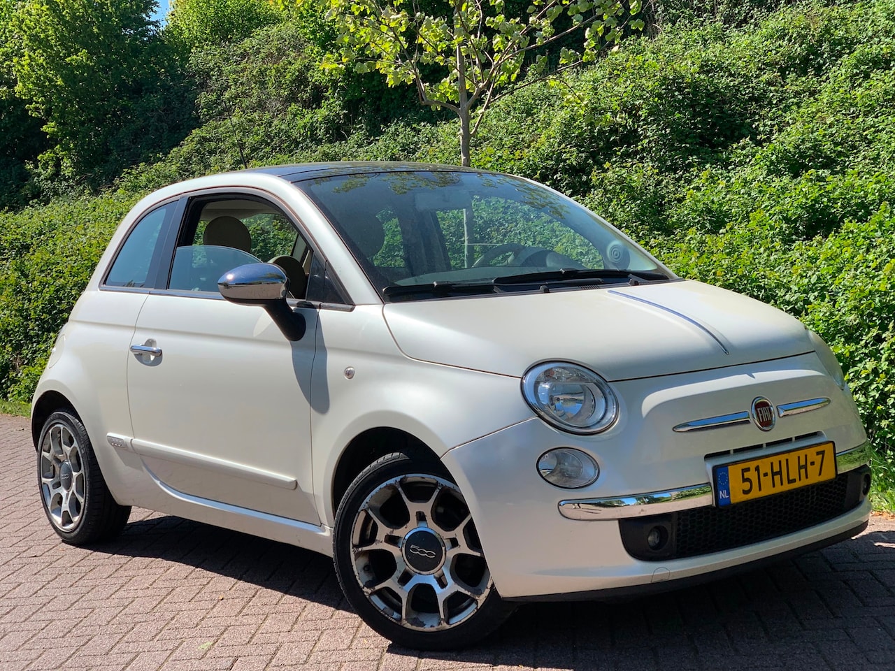 Fiat 500 - 1.2 Lounge LEDER PANO LM-VELGEN 130DKM! - AutoWereld.nl