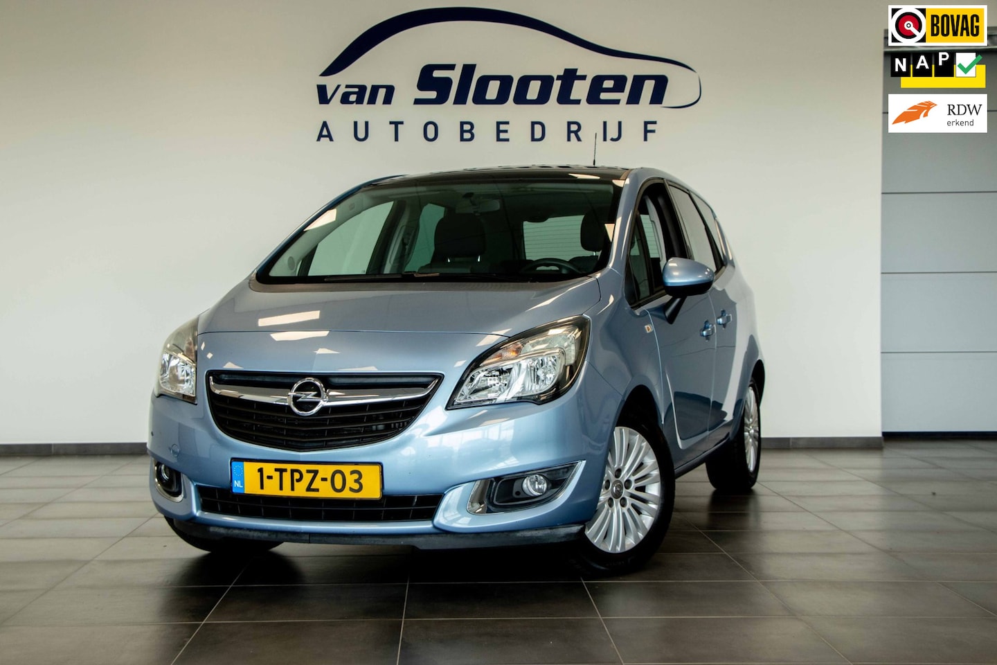 Opel Meriva - 1.4 Turbo Design Edition |Navi|CruiseControl|Trekhaak|PanoramaDak|EersteEigenaar - AutoWereld.nl