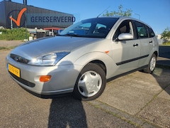 Ford Focus - 1.6-16V Trend 5-DRS AUTOMAAT|NAP|APK|123.000|UNIEK