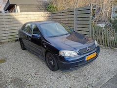 Opel Astra - 1.6 Edition 8v
