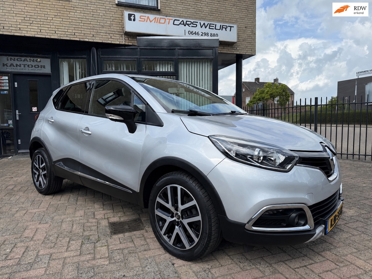 Renault Captur - 1.2 TCe Expression 1.2 TCe Expression - AutoWereld.nl