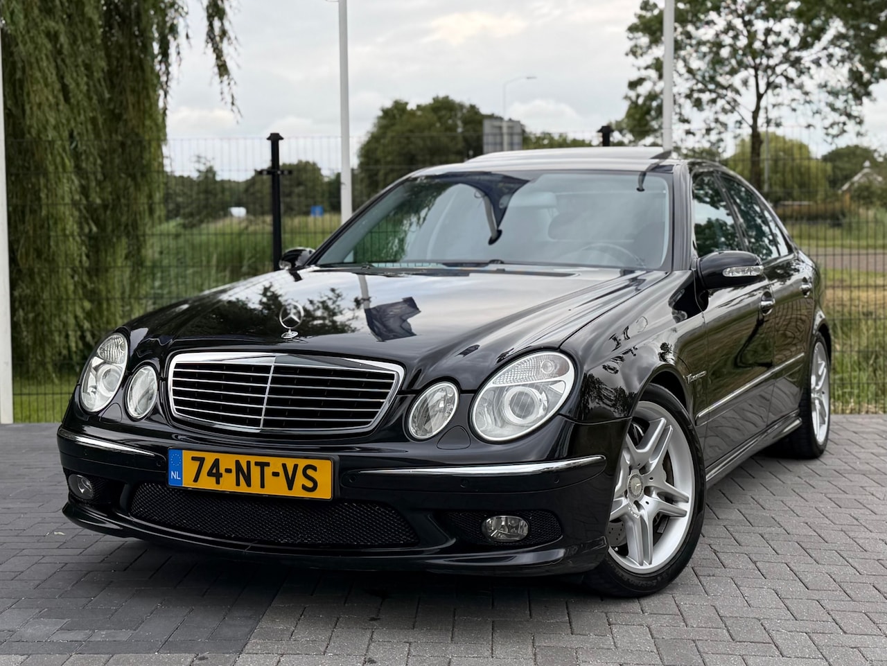Mercedes-Benz E-klasse - AMG 55 AUT / CLIMA / CRUISE / LEDER / NAP - AutoWereld.nl