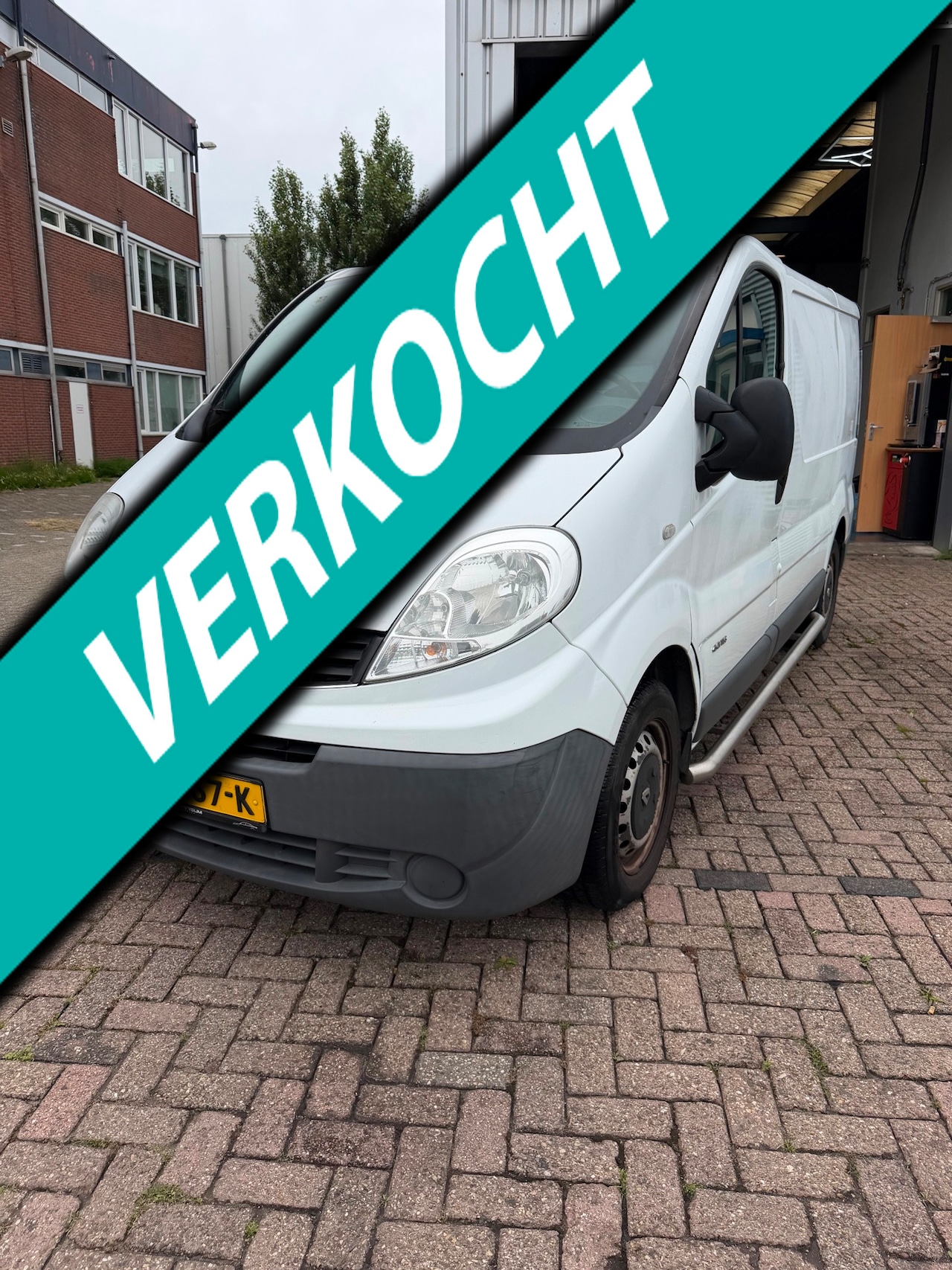 Renault Trafic - 2.0 dCi T27 L1H1 Eco Black Edition apk nieuw airco - AutoWereld.nl